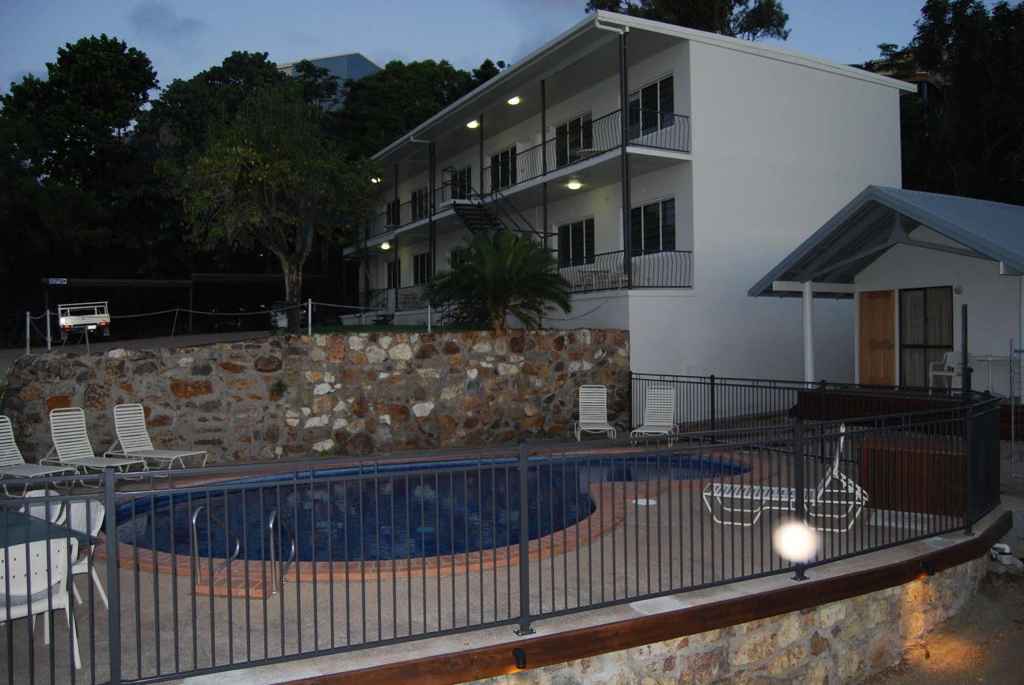 Airlie Beach Apartments Exterior photo