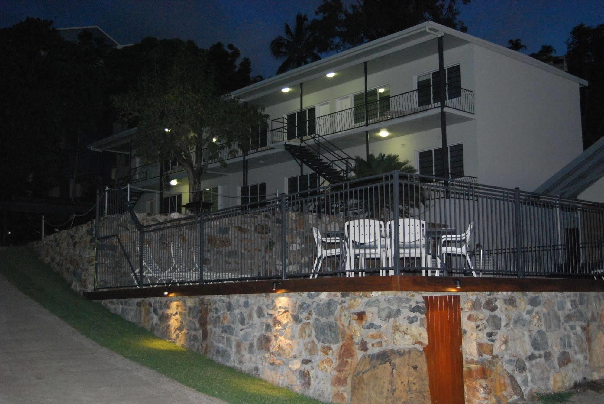 Airlie Beach Apartments Exterior photo