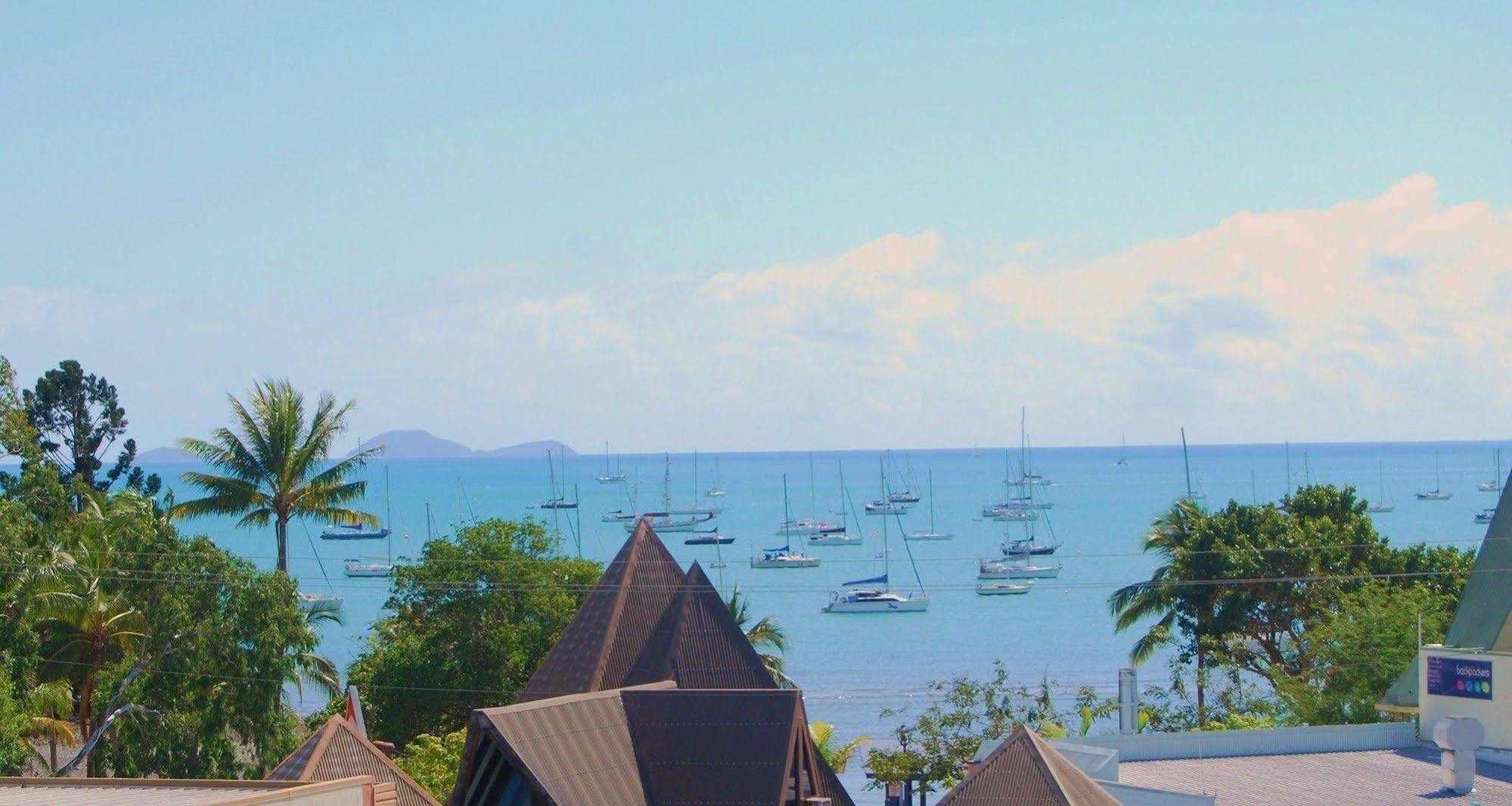 Airlie Beach Apartments Exterior photo